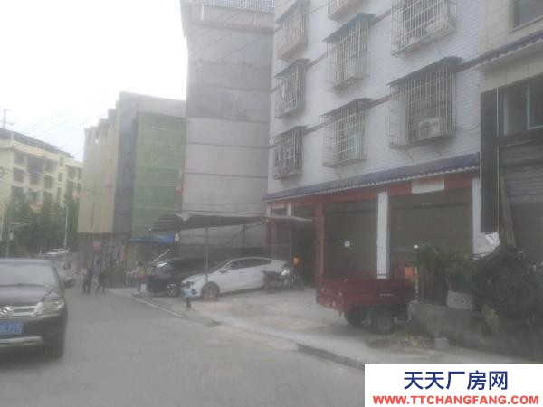 湘西市保靖物资仓库 私人住宅，交通方便，合适做门面及仓库