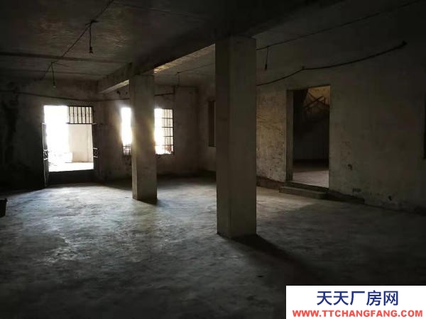 张家界市永定机加工厂房  交通便利门面宽敞优价出租
