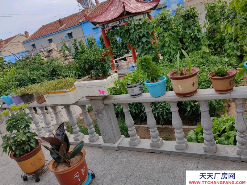 张家口 宣化  (出租) 汽车站家属院的车库，可用于做库房
