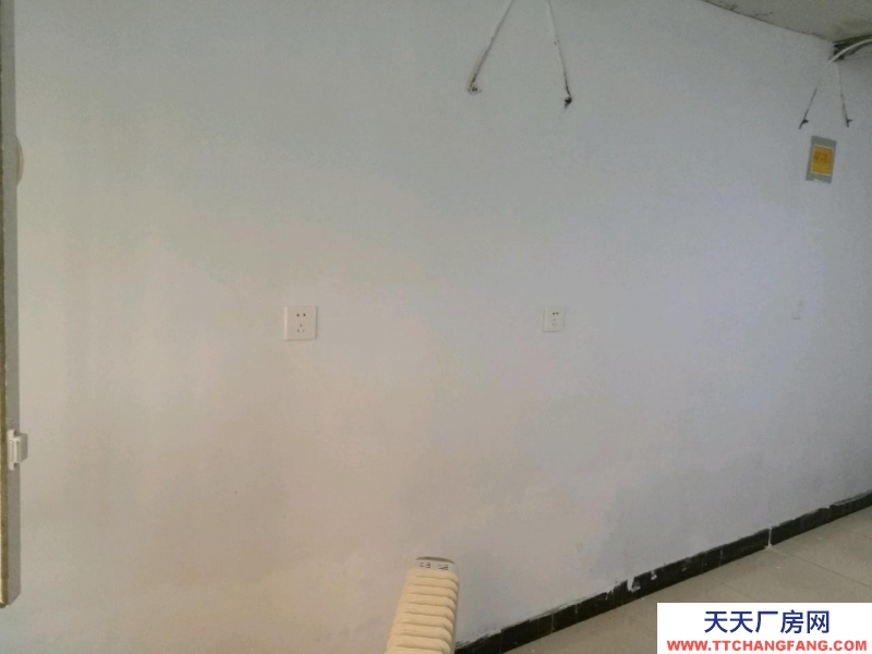 张家口 宣化  (出租) 宣化区马王庙附近，按月交租。