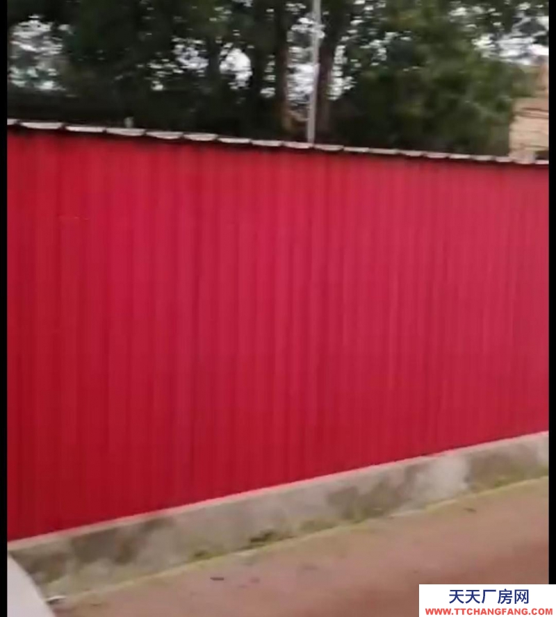张家口 张北县 饼干厂房(出租) 空气清新，干净利落，大小 车出进方便！