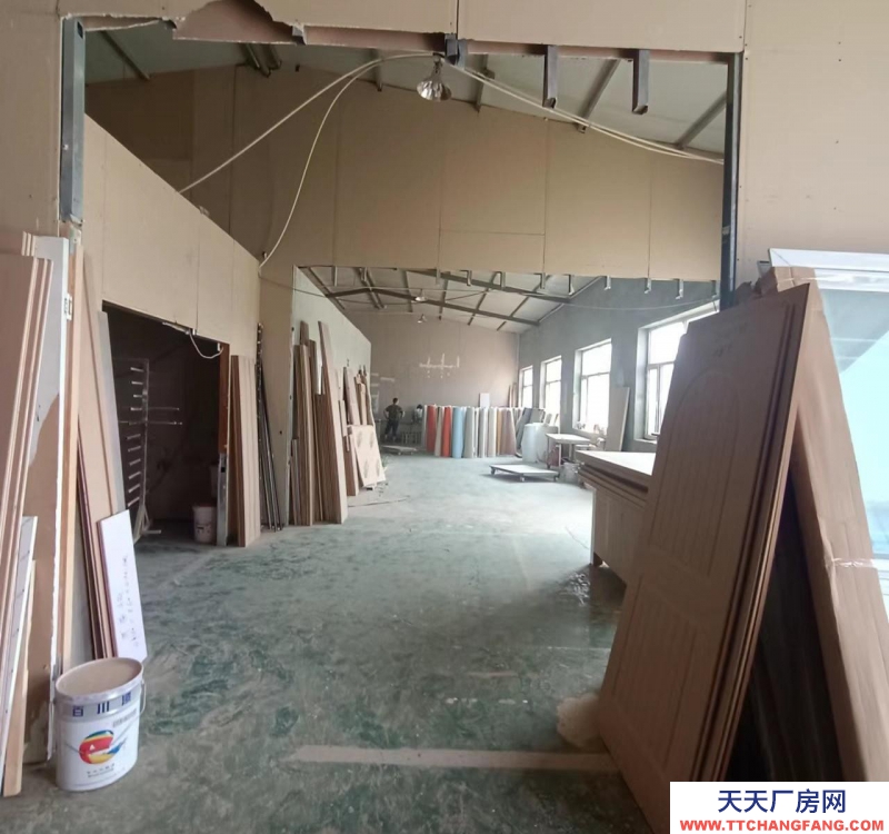 (出租) 和林格尔乳制品厂厂房800平米出租，水，三相电，环评手续，喷漆手续齐全