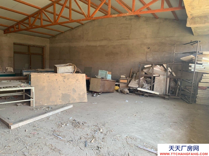 (出租) 武川厂房 院落 住房 玻璃加工机器