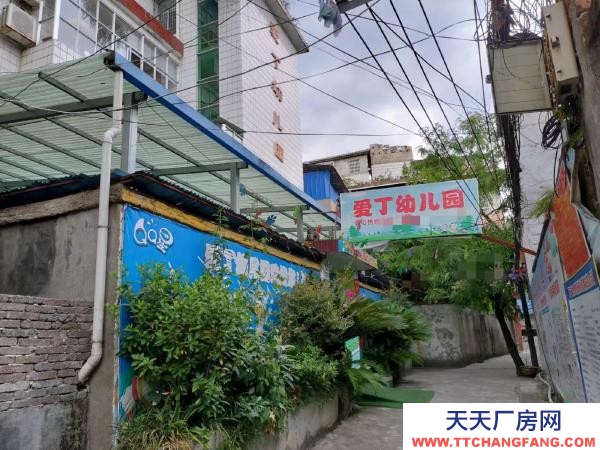张家界市永定物资仓库 国光中学对面二层私房出租，可做办公、辅导班、仓库等，有院子