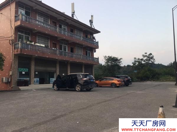 张家界市永定物资仓库 位于张花高速西出口500处，地理位置优越