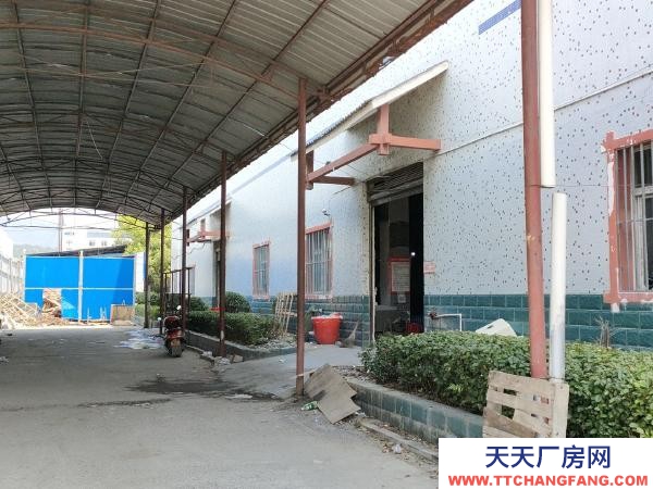 张家界市永定物流仓库 大型物流仓库，门卫安全设施齐全，大型车辆随便转