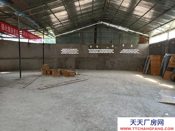 张家界市永定物资仓库 位于白杨坡汪华玻璃厂处，大面积库房出租