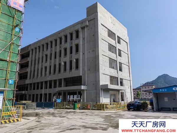 张家界市慈利饮料厂房  长免租三年的工业园标准厂房