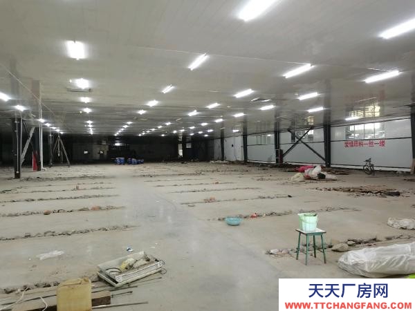 银川市金凤肉制品厂房  有小库房，多间宿舍，空地出租。