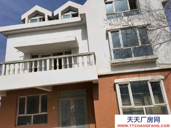 银川市金凤物资仓库 出租房为三层毛胚别墅，每层大通间120平米；物业管理，