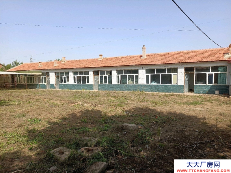 张家口 张北县  (出租) 正房9间大院600平米