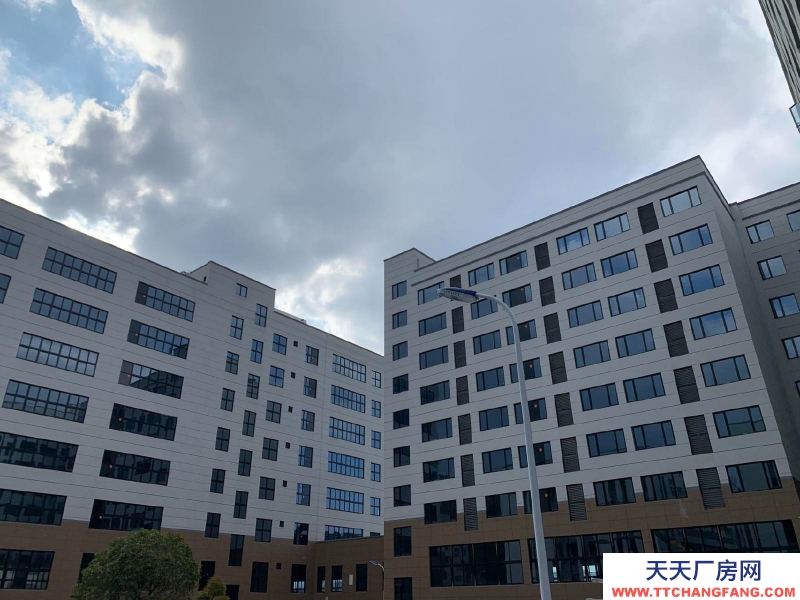 金华市磐安(出售) 省级工业园区，标准厂房，独立产证，产权50年，可以定制。五金加工