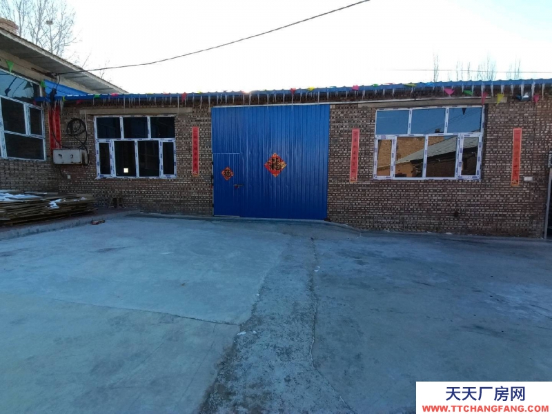 张家口 万全  (出租) 进出方便，有上下水，有三相电