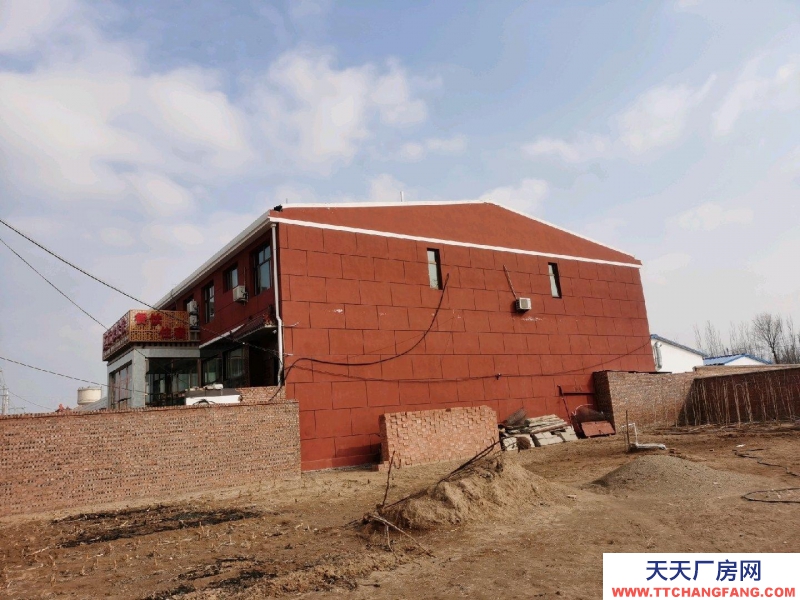 张家口 怀来 (出租) 南水泉中学路南，公路旁，可做仓库，厂房。租金面议。