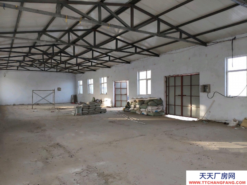 张家口 涿鹿 (出租) 库房、糕点厂房、车库出租，水电齐全，张家口涿鹿县工业园区