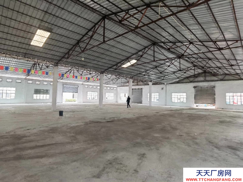 (出租) 河源东源出口一千平方仓库出租，水电消防齐全可进大车成品仓库