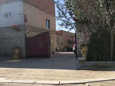 (出租) 包头红星美凯龙 佳美建材城 仓库 200平米图1
