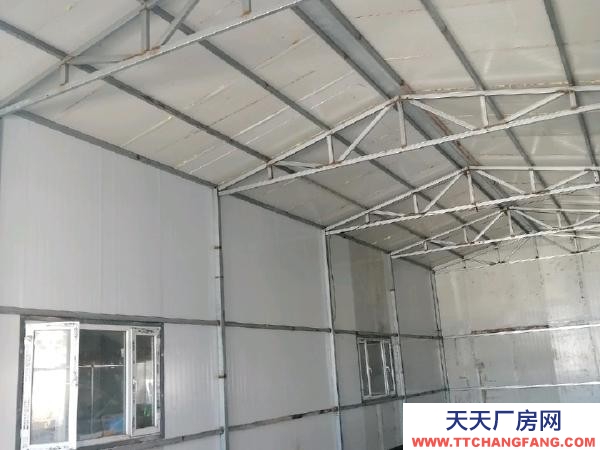 龙沙 库门高4米能进大车，采光好举架高，可做车间仓库等。