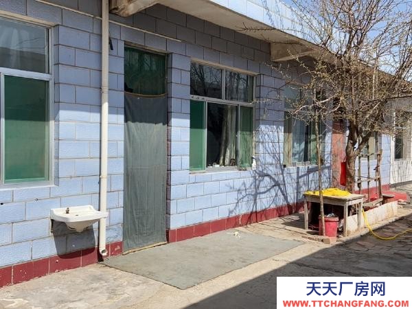 银川市贺兰机加工厂房  价格看房可谈 有房产证