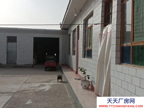 银川市贺兰机加工厂房  急用钱，现将自家农村院子出售，可建大棚库房，需要老板联系