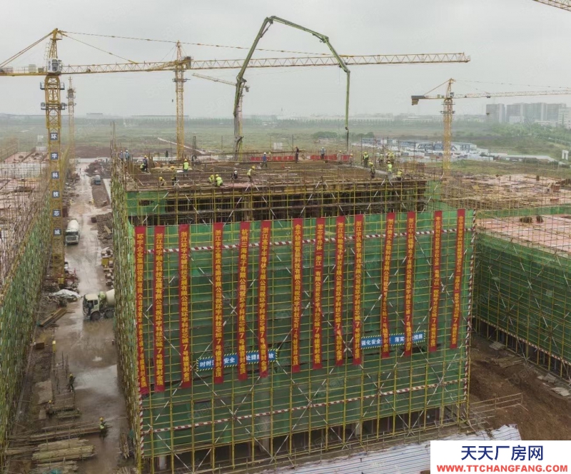 金华市永康(出售) 面对花园，顶楼带露台，产权清晰，3吨货提