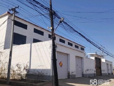 沧州 运河(出租) 共三层，车辆进出方面，紧邻公路图1