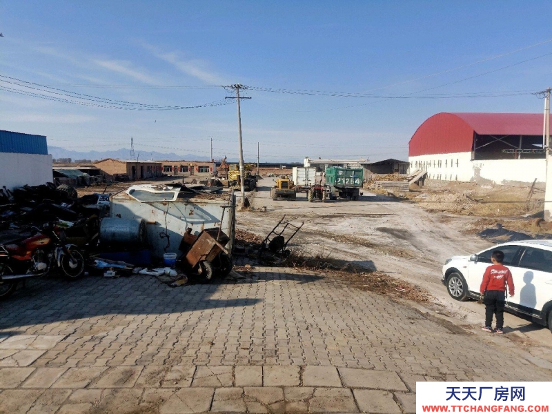 (出租) 房屋位于包头市土默特右旗X063县道双龙镇。