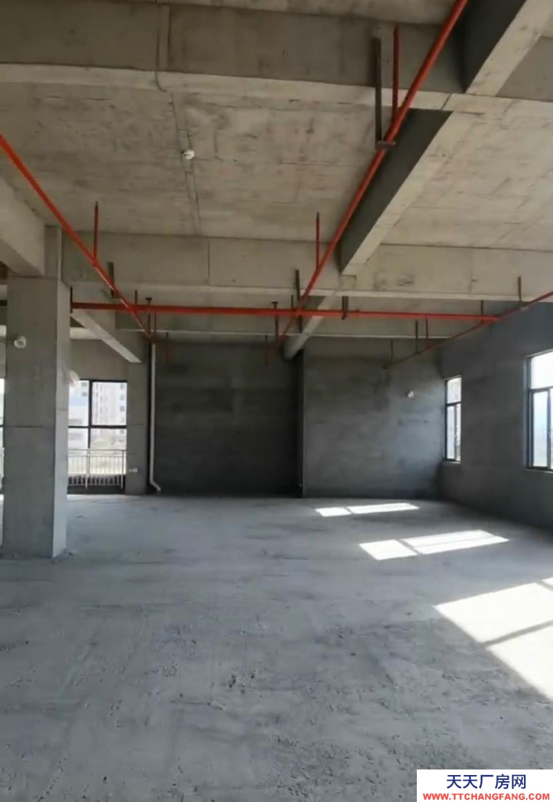 衢州市柯城(出租) 一层高6米，空间大，停车方便  建材加工
