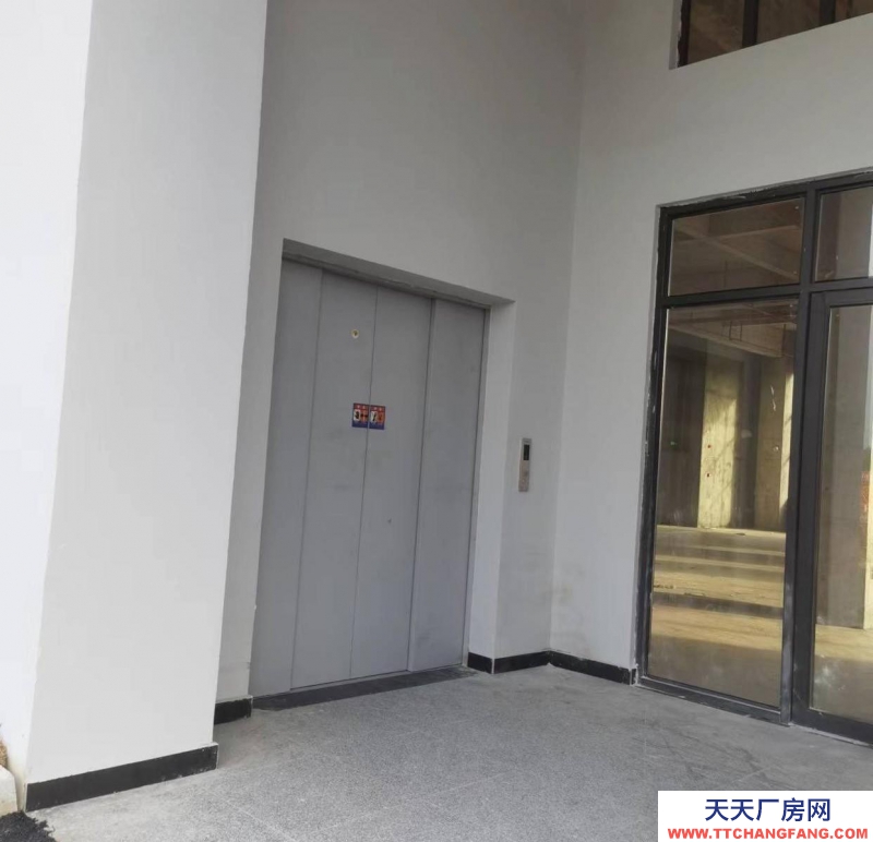 衢州市柯城(出租) 一层高6米，空间大，停车方便  建材加工