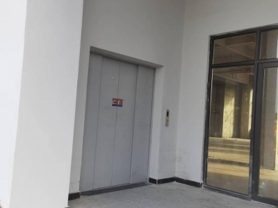 衢州市柯城(出租) 一层高6米，空间大，停车方便  建材加工图1