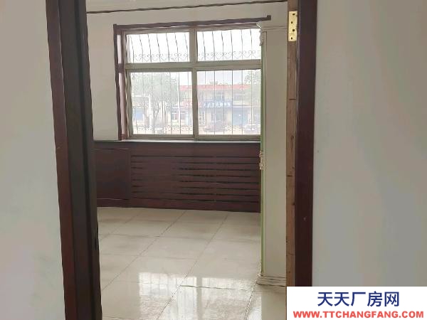 吴忠市盐池机加工厂房  盐兴路二堡营业楼二楼出租