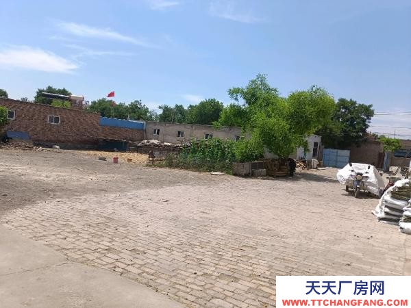 石嘴山市大武口加工厂房 内设三通动力电，水井，宿舍