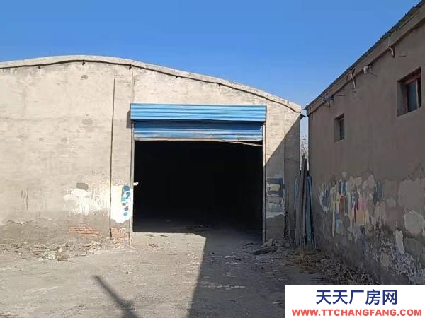 石嘴山市大武口加工厂房  交通便利，租金便宜，带住房5间有意的联系
