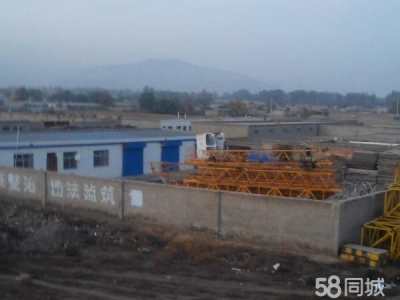 石嘴山市大武口加工厂房 郊区厂房大院，三个库房，一套平房(三室两厅)，具体价格面议图3