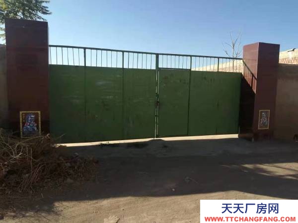 石嘴山市大武口加工厂房 郊区厂房大院，三个库房，一套平房(三室两厅)，具体价格面议
