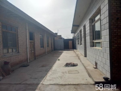 中卫市沙坡头物资仓库 多个50和110平方米库房出租，打通就是厂房，可生产加工