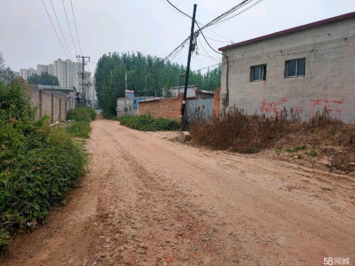 (出租) 水电齐全可接三相电房屋10间敞篷二百多平可出入车辆。图2