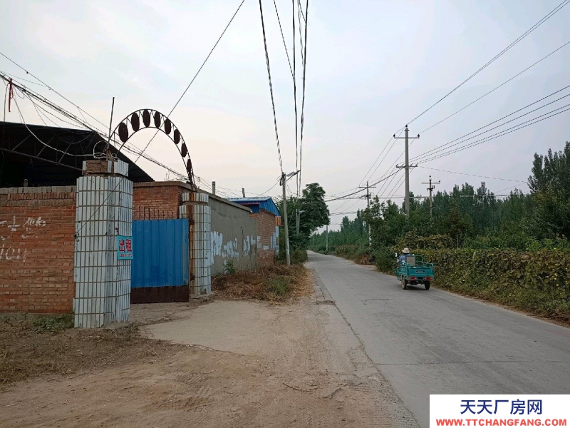 沧州 河间(出租) 自家包装饮用水厂房水电齐全，守着道边交通方便，可做厂房和仓库等使用……