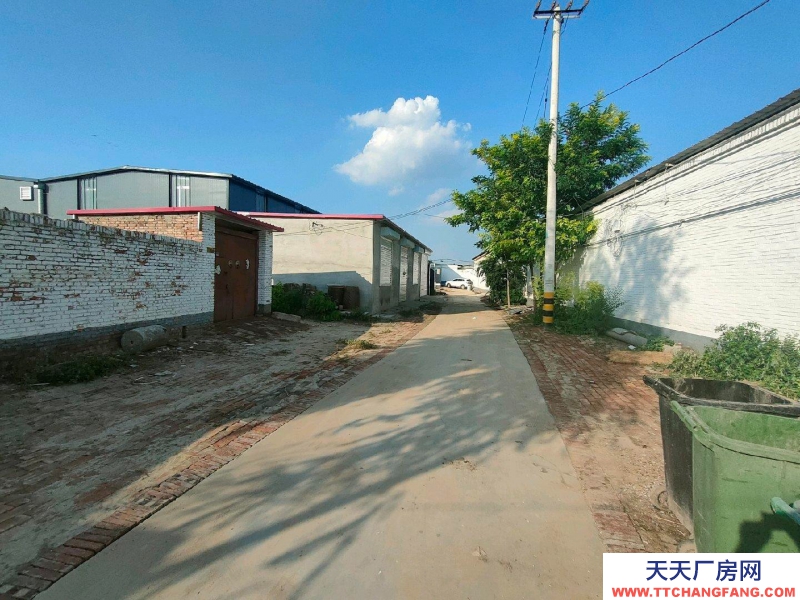 沧州 河间(出租) 300平米库房出租，交通便利，水电齐全
