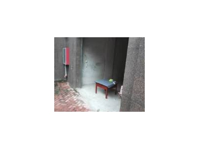 (出租) 驻马店西平个人仓库，仓库位于一楼平库。面积30平方左右，仓库内已通电。图1