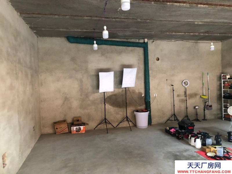 (出租) 赤峰仓储 优惠出租中，一间！！