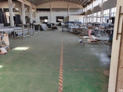 衢州市江山(出租) 工业园区标准厂房。厂区内配有叉车，行吊。喷涂加工。 机械制造 重工业图1