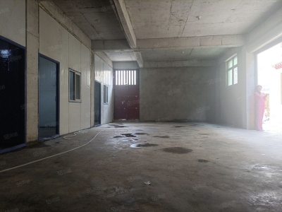 (出租) 西藏城关区香嘎公路旁边一楼出租，可当仓库图2