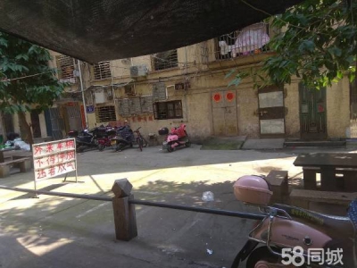 福州市福清物资仓库  这是我位于老城区中心地段小区套房楼下的柴火间，租金低廉哦。图3