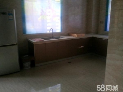 福州市福清物资仓库 连体楼出租，一楼车库600平米图1