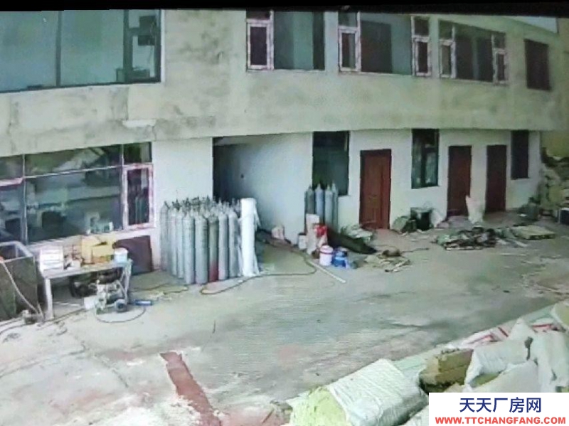 (出租) 拉萨堆龙德庆航龙钢材市场院内3层办公楼10吨航车水泥地面1300平车间可做五金机电