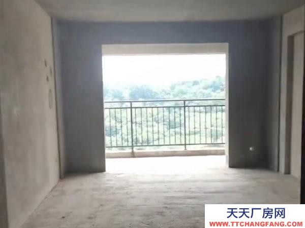 福州市福清物资仓库 毛胚房，三楼，未装饰，可以当工作室，仓库，有需要可以电联系