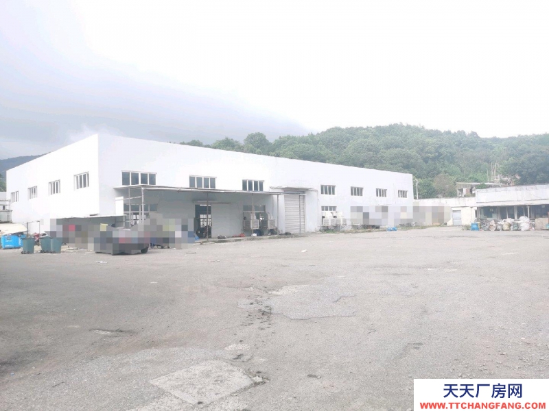 舟山市定海(出租) 地处沈白线的国道边，四通八达，可通大车，离市区近，厂区开阔  饼干