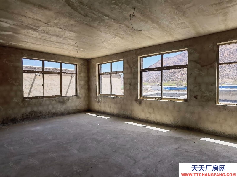 (出租) 拉萨堆龙保税区贾热村 独院 临街 可做仓库及住宿