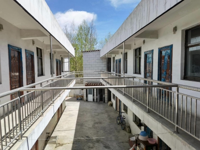 (出租) 拉萨堆龙新区 报税区附近 贾热村 24间 可做民宿物资仓库图1